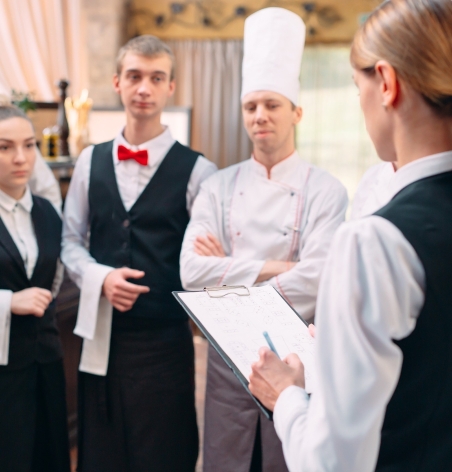 Flexibele hotelschool leidinggeven in de praktijk